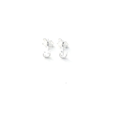 Pendientes de plata de ley 925 con forma de herraduras. Son small and cute y te quedarán perfectos. Elegantes y discretos. Ideal para los amantes de la equitación